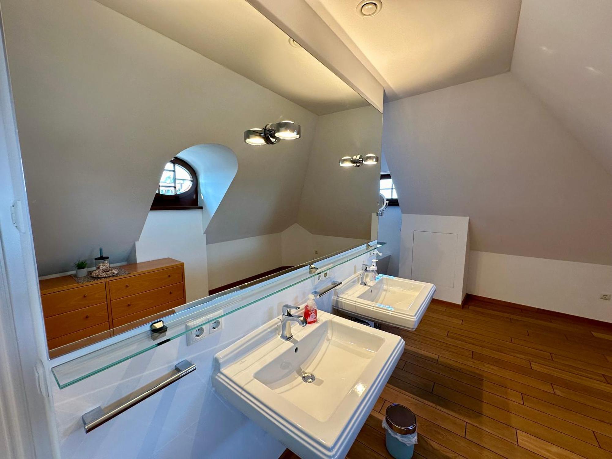 Luxus Suite Mit Einmaligem Blick Auf Die Frauenkirche Дрезден Экстерьер фото